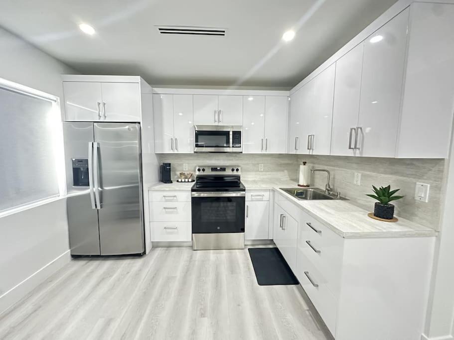 Modern House In The Heart Of Miami 아파트 외부 사진